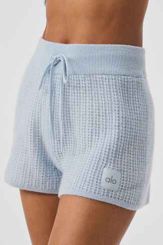 Alo Yoga Cashmere High-Waist Plush Waffle Short - Crystal Blue in Saudi Arabia