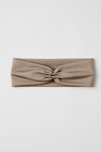 Alo Yoga Airlift Headband - Gravel - Gravel / One Size in Saudi Arabia