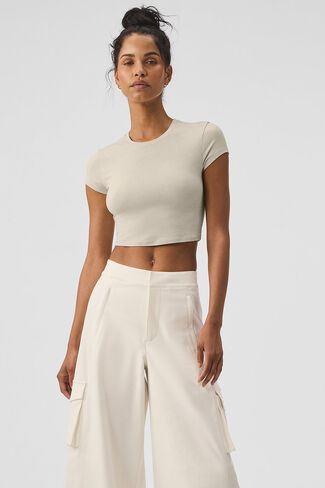 Alo Yoga Alosoft Crop Finesse Short Sleeve - Oatmeal Heather in Kuwait
