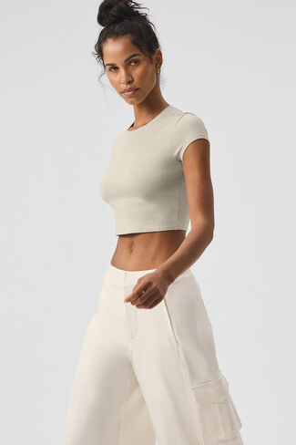 Alo Yoga Alosoft Crop Finesse Short Sleeve - Oatmeal Heather in Kuwait