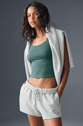 شورت Alo Yoga Accolade - رمادي رياضي منقط in Kuwait