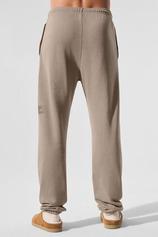 بنطال رياضي Alo Yoga Chill Vintage Wash - حصى غسول in Kuwait