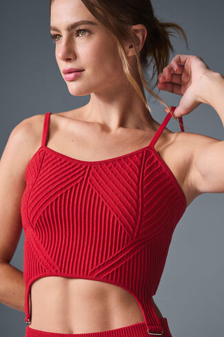 تانك Alo Yoga Denim Knit Garter - أحمر غامق/أحمر غامق in Kuwait