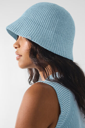 Alo Yoga Denim Knit Cloche - Celestial Blue/Dark Celestial Blue - Celestial Blue/Dark Celestial Blue / One Size in Saudi Arabia