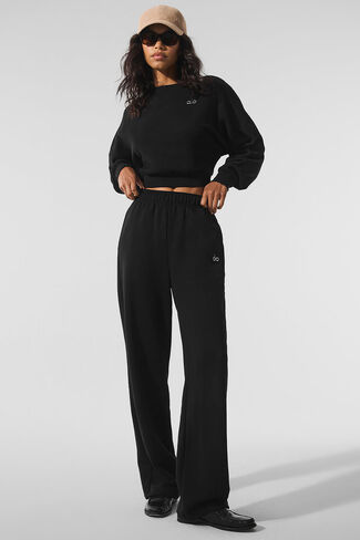 Alo Yoga Cropped Accolade Crewneck - Black in Kuwait