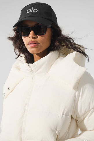 Alo Yoga Foxy Puffer Jacket - Ivory in Kuwait
