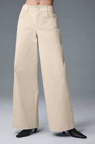 Alo Yoga Wanderlust Wide Leg Trouser - Oat Milk in Saudi Arabia