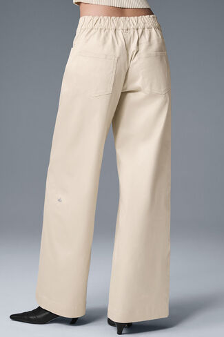 Alo Yoga Wanderlust Wide Leg Trouser - Oat Milk in Saudi Arabia