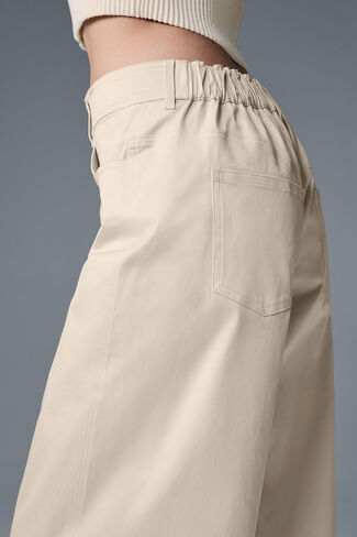 Alo Yoga Wanderlust Wide Leg Trouser - Oat Milk in Saudi Arabia