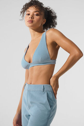 حمالة صدر Alo Yoga Micro Corduroy Dreamer - أزرق سماوي in Kuwait