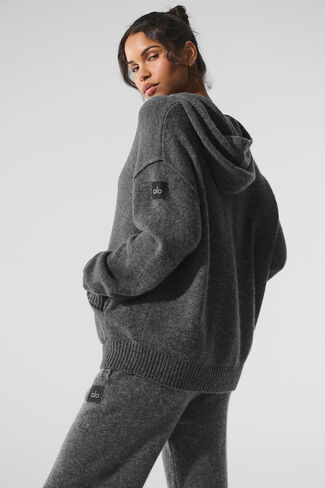 هودي Alo Yoga Wool Cashmere New Class - رمادي بلاتيني in Saudi Arabia