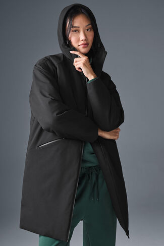 Alo Yoga Rain Or Shine Puffer Long Coat - Black in Saudi Arabia