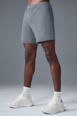 Alo Yoga 7" Conquer React Performance Short - Steel Grey in Saudi Arabia