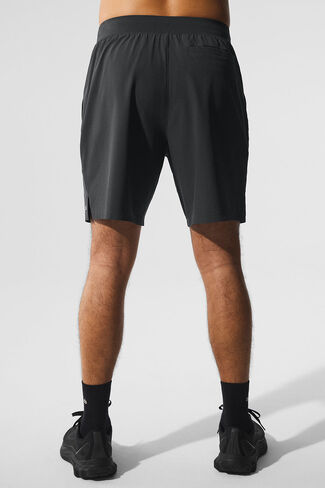 Alo Yoga 7" Repetition Short - Anthracite in Saudi Arabia