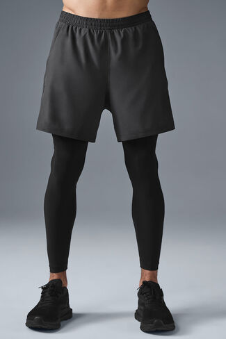 Alo Yoga 5" Revival 2-in-1 Pant - Anthracite/Black in Saudi Arabia
