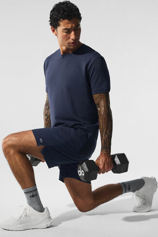 Alo Yoga 7" Repetition Short - Navy in Saudi Arabia
