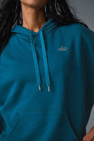 Alo Yoga Accolade Hoodie - Eclipse Blue in Saudi Arabia