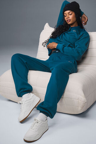 Alo Yoga Accolade Hoodie - Eclipse Blue in Saudi Arabia