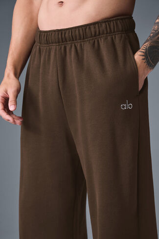 Alo Yoga Accolade Straight Leg Sweatpant - Espresso in Saudi Arabia