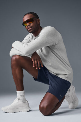 Alo Yoga Conquer Reform Crewneck كم طويل - رمادي رياضي منقط in Kuwait