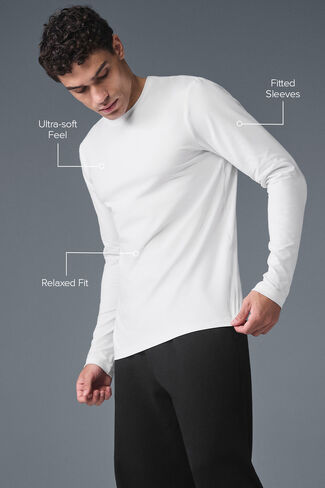 Alo Yoga Conquer Reform Crewneck Long Sleeve - White in Saudi Arabia