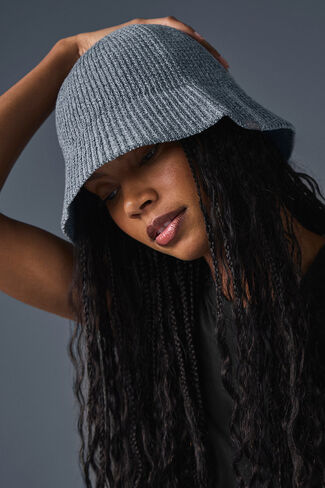 Alo Yoga Denim Knit Cloche - Steel Grey/Anthracite - Steel Grey/Anthracite / One Size in Saudi Arabia