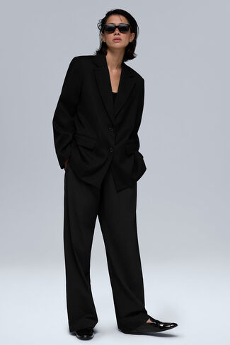 Alo Yoga First-Class Blazer - Black in Saudi Arabia