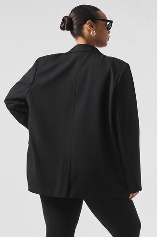 Alo Yoga First-Class Blazer - Black in Saudi Arabia