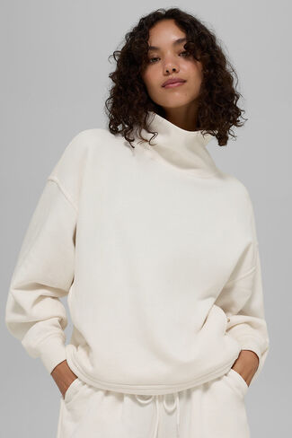Alo Yoga Hazy Mock Neck Pullover - Ivory in Saudi Arabia