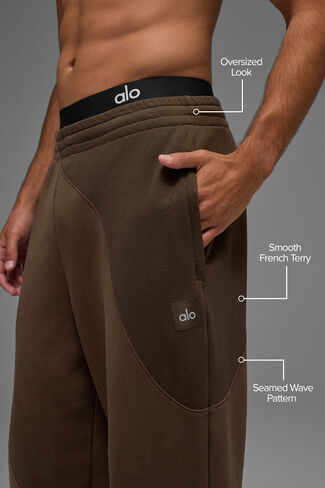 Alo Yoga Make Waves Sweatpant - Espresso Tonal in Saudi Arabia