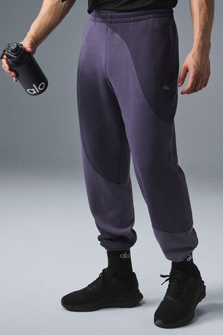 Alo Yoga Make Waves Sweatpant - Italian Plum Tonal in Saudi Arabia