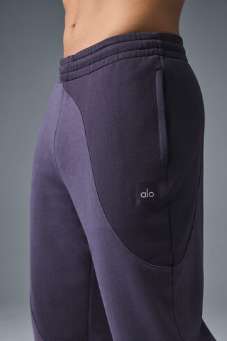 Alo Yoga Make Waves Sweatpant - Italian Plum Tonal in Saudi Arabia