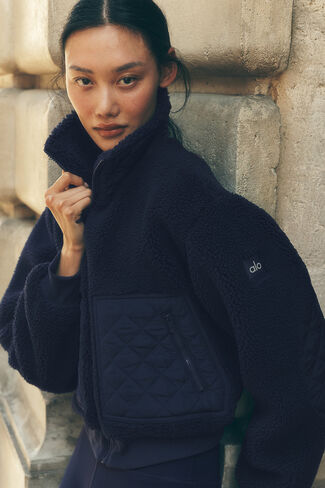 Alo Yoga Sherpa Edge Bomber - Navy in Saudi Arabia