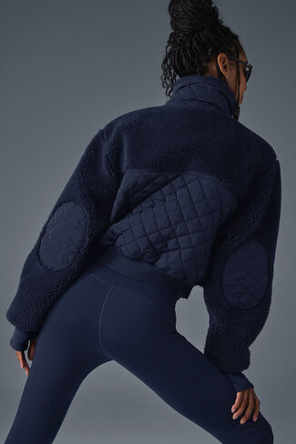 Alo Yoga Sherpa Edge Bomber - Navy in Saudi Arabia