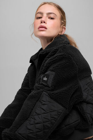 Alo Yoga Sherpa Edge Bomber - Black in Saudi Arabia
