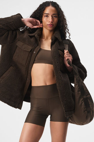 Alo Yoga Sherpa Edge Shacket - Espresso in Saudi Arabia