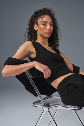 Alo Yoga Snuggle Up Sweater Short Sleeve - Black in Saudi Arabia
