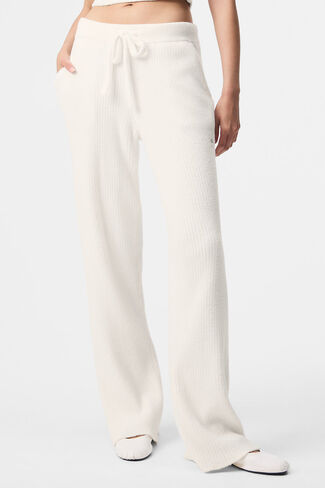 Alo Yoga Snuggle Up Sweater High-Waist Wide Leg Pant - Ivory in Saudi Arabia