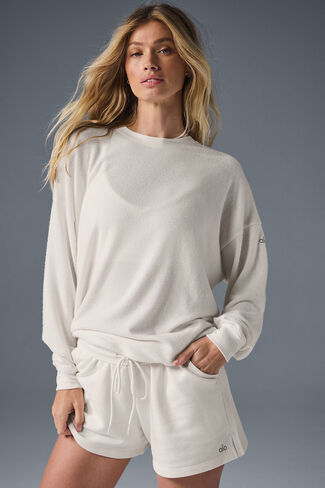 Alo Yoga Soho Pullover - Ivory in Saudi Arabia