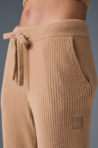 Alo Yoga Snuggle Up Sweater High-Waist Wide Leg Pant - Toasted Almond in Saudi Arabia