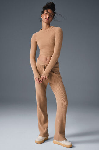 Alo Yoga Snuggle Up Sweater High-Waist Wide Leg Pant - Toasted Almond in Saudi Arabia