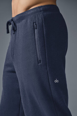 Alo Yoga Triumph Restore Sweatpant - Navy in Saudi Arabia