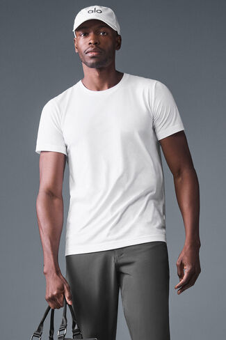 Alo Yoga Triumph Tee - White in Saudi Arabia