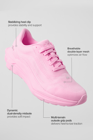 Alo Yoga ALO Runner - Sweet Pink in Saudi Arabia