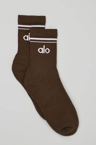 Alo Yoga Unisex Half-Crew Throwback Sock - Espresso/White in Saudi Arabia