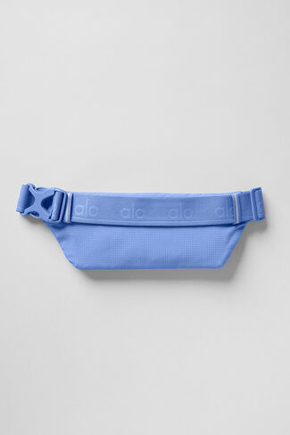 Alo Yoga Stride Running Belt - Crystal Clear Blue - Crystal Clear Blue / One Size in Saudi Arabia