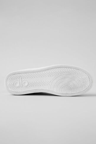Alo Yoga ALO Recovery Mode Sneaker - Natural White in Saudi Arabia