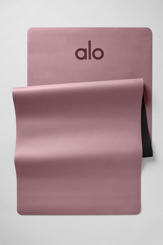 Alo Yoga Lightweight Warrior Mat - Smoky Quartz - Smoky Quartz / One Size in Saudi Arabia