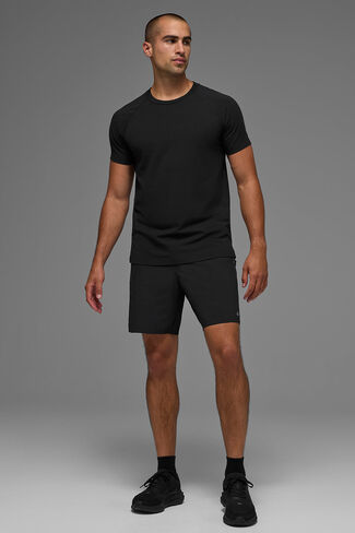 Alo Yoga ALO Vapor Crewneck Short Sleeve - Black in Saudi Arabia