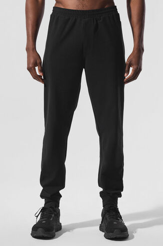 Alo Yoga Conquer Max Performance Jogger - Black in Saudi Arabia